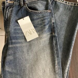 Zara Women’s Classic Denim Jeans